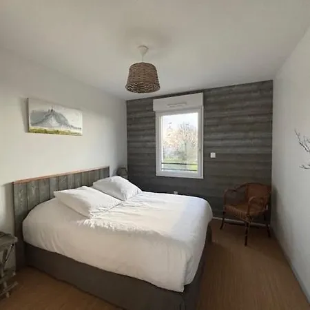 Villa Maison En Bois Cosy Avec Vue Dans La Baie Du Mont St Michel