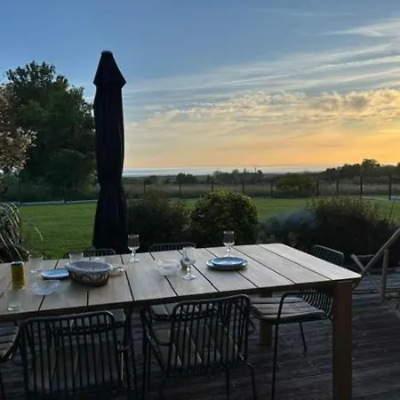 Villa Maison En Bois Cosy Avec Vue Dans La Baie Du Mont St Michel
