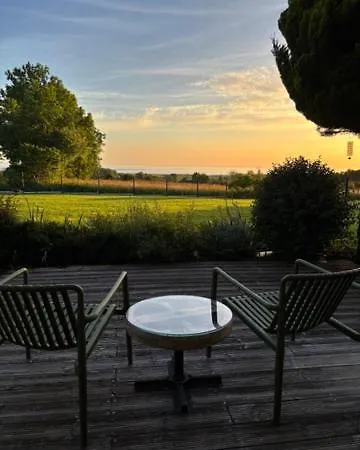 Maison En Bois Cosy Avec Vue Dans La Baie Du Mont St Michel Villa Dragey